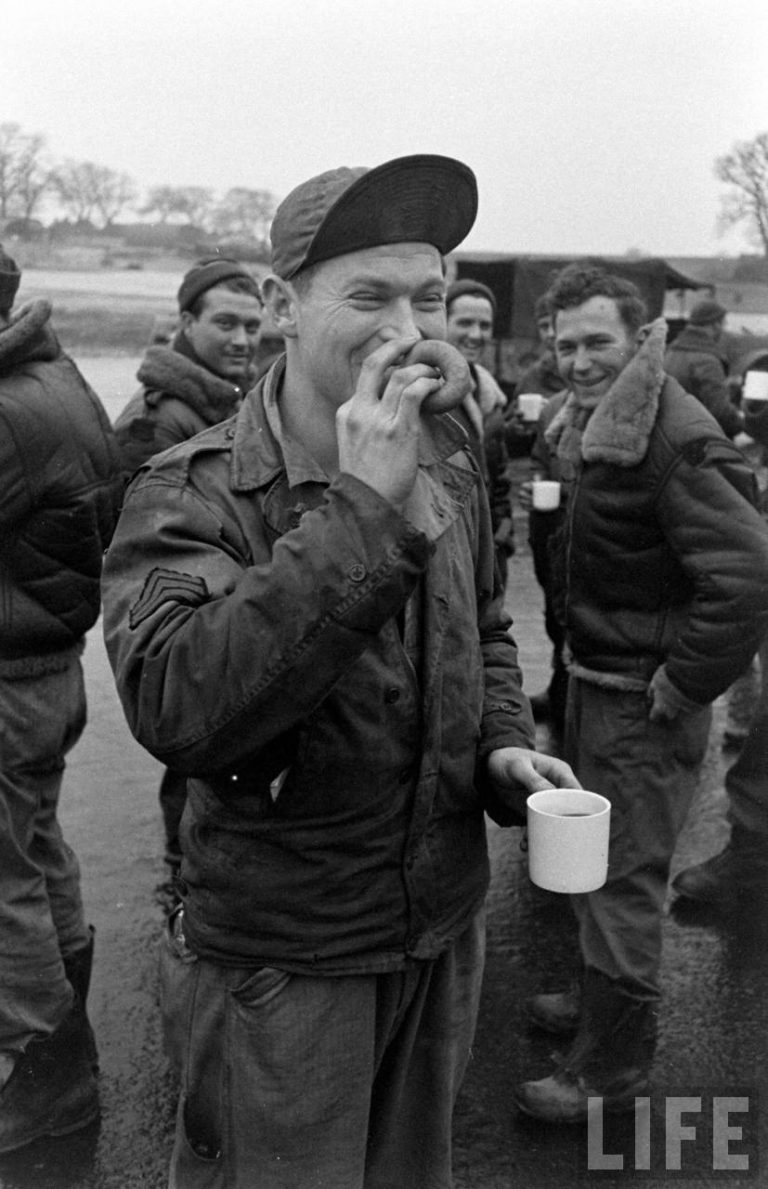 The Donut Dollies A Brief History French Quarter Magazine