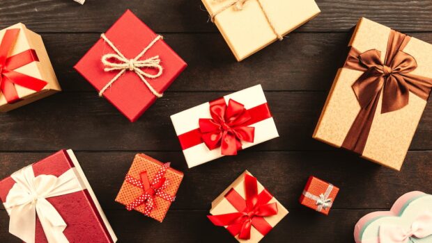 Bulk Gifts: Best Appreciation Gifts for Employees Clients – SimplyNoted